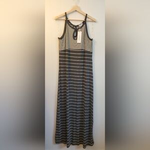 Urban Outfitter Exist - sleeveless maxi dress w/ keyhole cutout in front & back